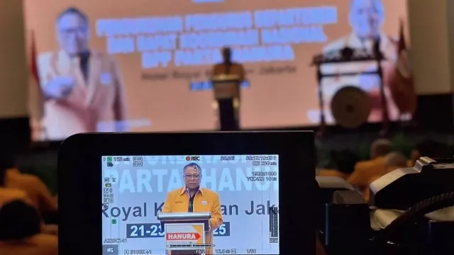 OSO Panaskan Mesin Politik Hanura untuk Pemilu 2029, Siap Habis-habisan - GenPI.co OSO Panaskan Mesin Politik Hanura untuk Pemilu 2029, Siap Habis-habisan - GenPI.co