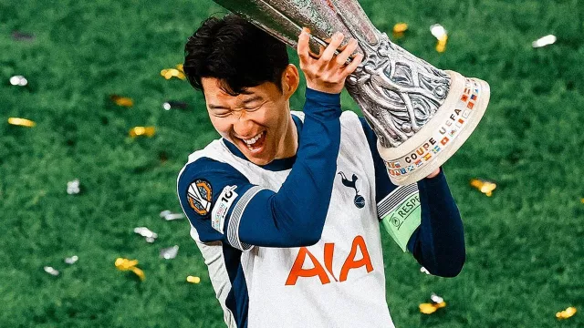 Son Heung Min Tak Dapat Medali Liga Europa, UEFA Minta Maaf - GenPI.co Son Heung Min Tak Dapat Medali Liga Europa, UEFA Minta Maaf - GenPI.co