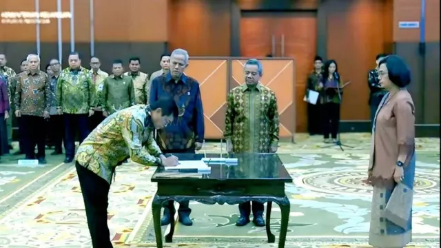 Resmi! Purnawirawan TNI Jabat Dirjen Bea Cukai - GenPI.co Resmi! Purnawirawan TNI Jabat Dirjen Bea Cukai - GenPI.co