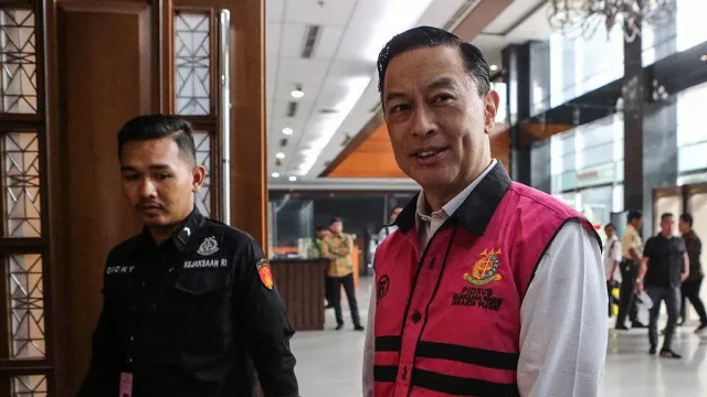Tom Lembong Ketahuan Simpan iPad dan MacBook di Sel, Kok Bisa? - GenPI.co Tom Lembong Ketahuan Simpan iPad dan MacBook di Sel, Kok Bisa? - GenPI.co
