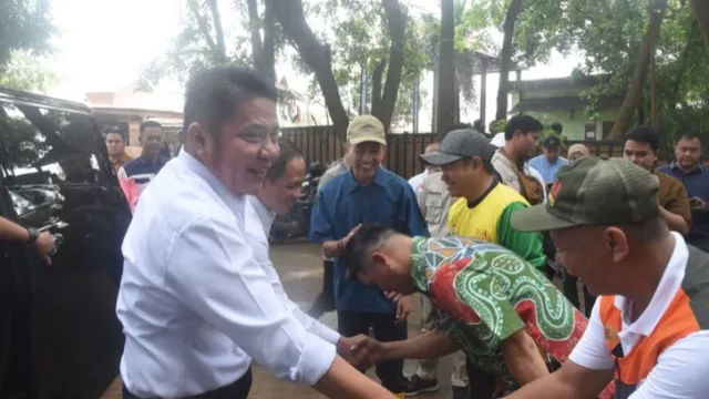 Menteri LH Apresiasi Langkah Strategis Pemprov Sumsel dan Pemkot Palembang Tangani Sampah di TPA Sukawinatan - GenPI.co Menteri LH Apresiasi Langkah Strategis Pemprov Sumsel dan Pemkot Palembang Tangani Sampah di TPA Sukawinatan - GenPI.co