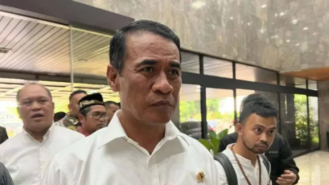 Rommy PPP Berkali-kali Rayu Amran, Jawaban Mau Jadi Ketum Belum Didapat - GenPI.co