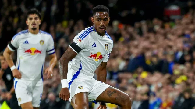 AC Milan Incar Junior Firpo Secara Gratis di Bursa Transfer 2025 - GenPI.co AC Milan Incar Junior Firpo Secara Gratis di Bursa Transfer 2025 - GenPI.co