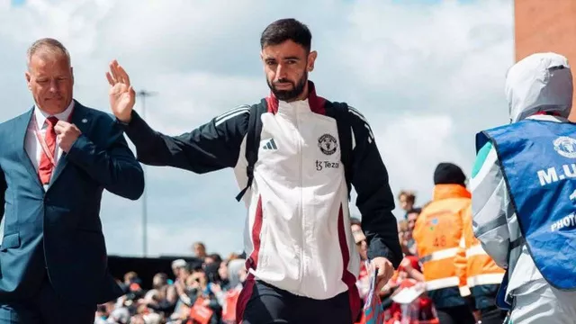 Ruben Amorim Tak Sudi Bruno Fernandes Tinggalkan Manchester United - GenPI.co Ruben Amorim Tak Sudi Bruno Fernandes Tinggalkan Manchester United - GenPI.co