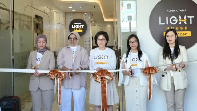 LIGHThouse Advanced, Solusi Turunkan Berat Badan, Beda dari Klinik Lain - GenPI.co LIGHThouse Advanced, Solusi Turunkan Berat Badan, Beda dari Klinik Lain - GenPI.co