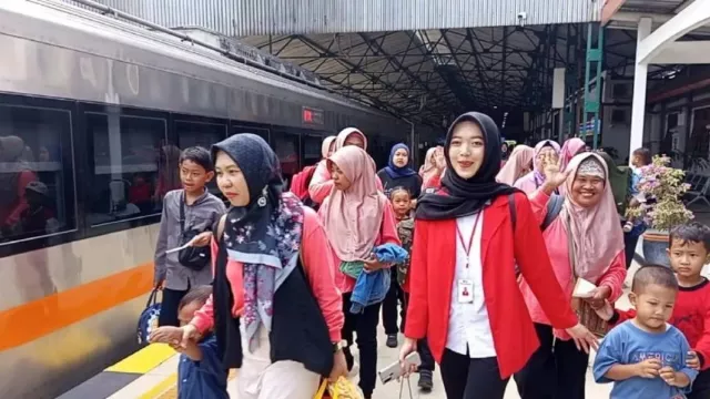 Libur Panjang, KAI Tambah Tempat Duduk KA Singasari dan KA Bangunkarta - GenPI.co Libur Panjang, KAI Tambah Tempat Duduk KA Singasari dan KA Bangunkarta - GenPI.co