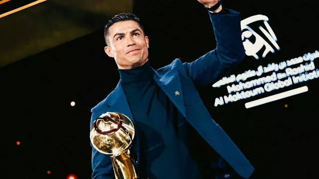 Al Nassr Yakin Cristiano Ronaldo Bakal Perpanjang Kontrak Baru - GenPI.co Al Nassr Yakin Cristiano Ronaldo Bakal Perpanjang Kontrak Baru - GenPI.co
