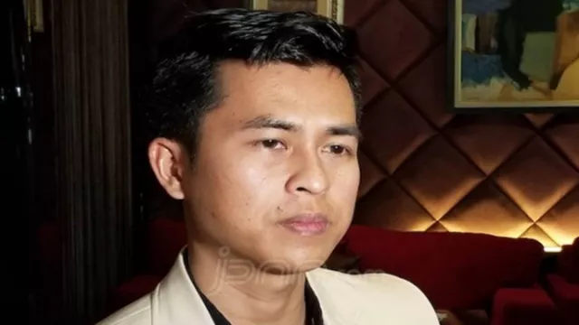 Survei Terbaru Popularitas Partai, PDIP Kalahkan Gerindra dan Golkar - GenPI.co Survei Terbaru Popularitas Partai, PDIP Kalahkan Gerindra dan Golkar - GenPI.co