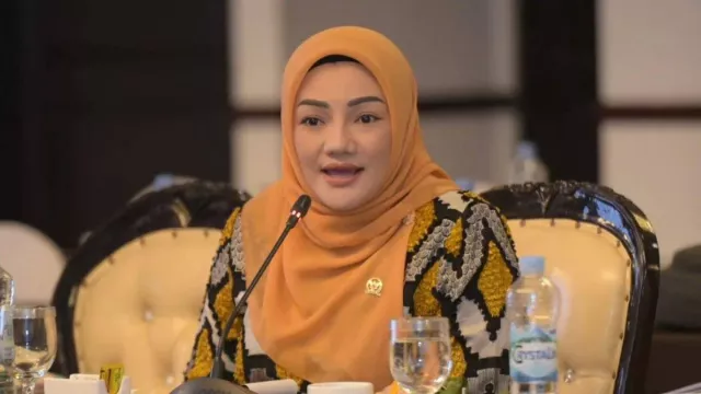 DPR RI Sebut Putusan MK Soal Pendidikan Gratis Langkah Maju, Harus Segera Dirumuskan - GenPI.co DPR RI Sebut Putusan MK Soal Pendidikan Gratis Langkah Maju, Harus Segera Dirumuskan - GenPI.co