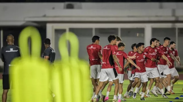 Semua Pemain Harus Bersaing, Tak Ada Zona Aman - GenPI.co