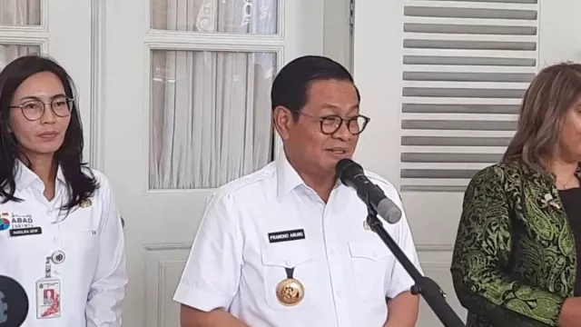 Pramono Anung Klaim Hanya 9,7 Persen Program 100 Hari Kerja yang Belum Selesai - GenPI.co Pramono Anung Klaim Hanya 9,7 Persen Program 100 Hari Kerja yang Belum Selesai - GenPI.co