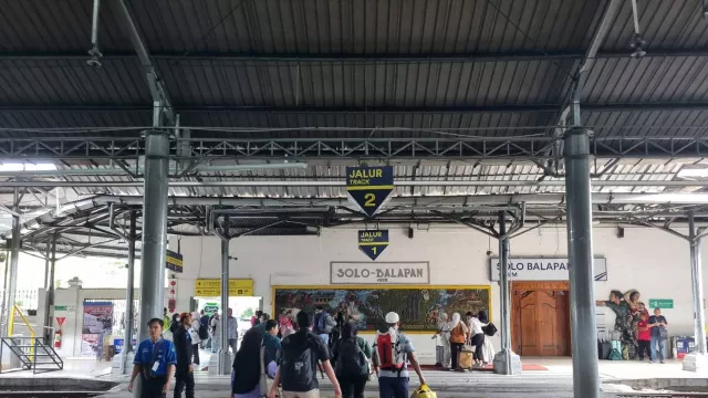 Daop 6 Tambah 4 KA Jelang Libur Iduladha, Ini Jadwalnya - GenPI.co Daop 6 Tambah 4 KA Jelang Libur Iduladha, Ini Jadwalnya - GenPI.co