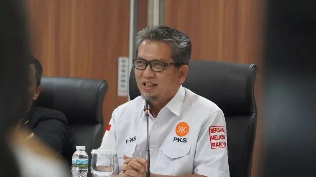 Presiden PKS Dijabat Almuzzammil Yusuf, Sohibul Iman Jadi Ketua Majelis Syura - GenPI.co Presiden PKS Dijabat Almuzzammil Yusuf, Sohibul Iman Jadi Ketua Majelis Syura - GenPI.co