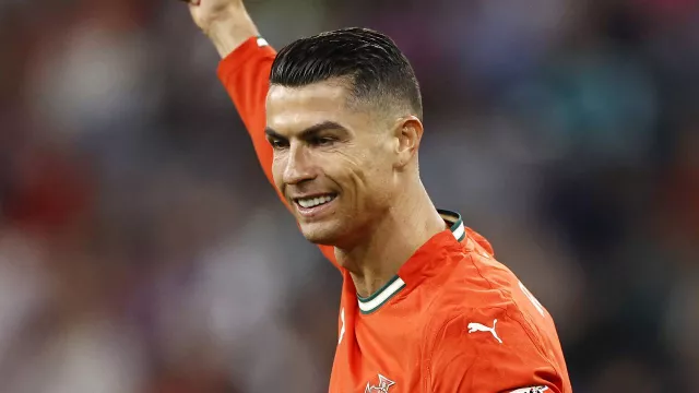 Fokus ke Timnas, Cristiano Ronaldo Tolak Main di Piala Dunia Antarklub - GenPI.co