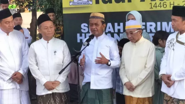 Pertemuan Megawati dan Dasco di Tengah Isu Reshuffle, Bahlil Sebut Silaturahmi - GenPI.co Pertemuan Megawati dan Dasco di Tengah Isu Reshuffle, Bahlil Sebut Silaturahmi - GenPI.co