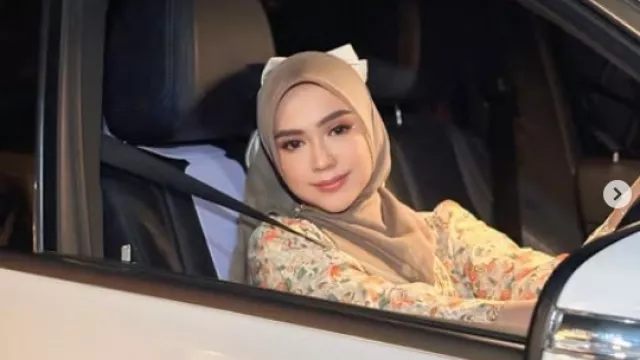Terlalu Jauh - GenPI.co Terlalu Jauh - GenPI.co