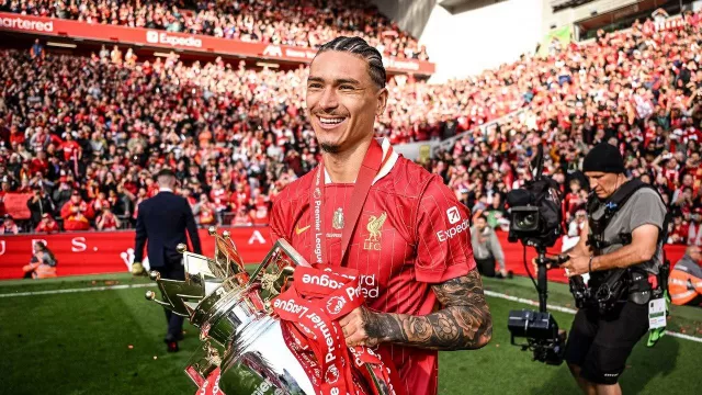 Darwin Nunez Makin Dekat ke Al Hilal, Tawaran Fantastis Menggoda Liverpool - GenPI.co Darwin Nunez Makin Dekat ke Al Hilal, Tawaran Fantastis Menggoda Liverpool - GenPI.co