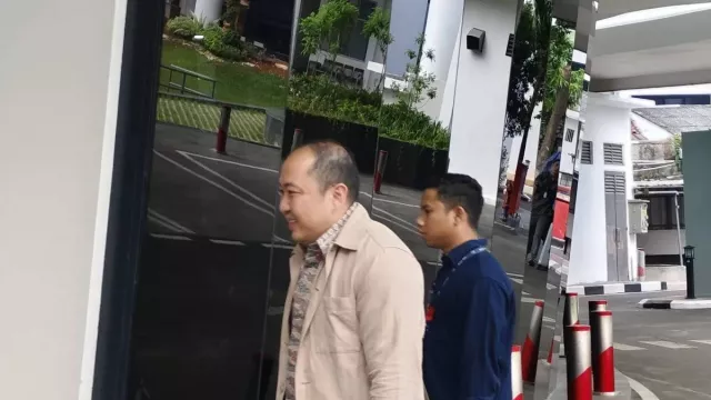 Bos Sritex ke Kejagung, Bawa Dokumen dan Siap Diperiksa - GenPI.co Bos Sritex ke Kejagung, Bawa Dokumen dan Siap Diperiksa - GenPI.co