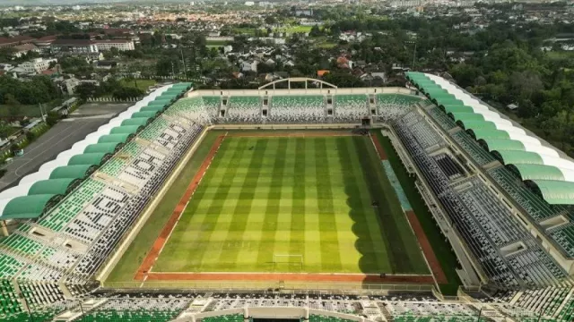 Stadion Bukan Milik Daerah Tertentu - GenPI.co Stadion Bukan Milik Daerah Tertentu - GenPI.co