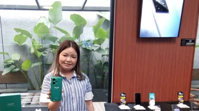 Realme Luncurkan GT 7 dan 14 Series 5G dengan Performa Tinggi, Usung AI Kelas Atas - GenPI.co Realme Luncurkan GT 7 dan 14 Series 5G dengan Performa Tinggi, Usung AI Kelas Atas - GenPI.co