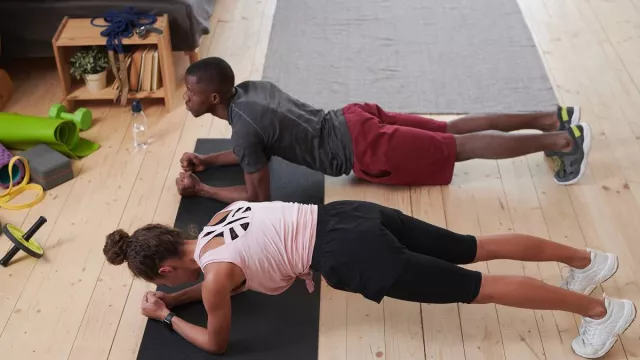 Plank Manjur Atasi Tekanan Darah Tinggi, Sehat Tanpa Ribet - GenPI.co Plank Manjur Atasi Tekanan Darah Tinggi, Sehat Tanpa Ribet - GenPI.co