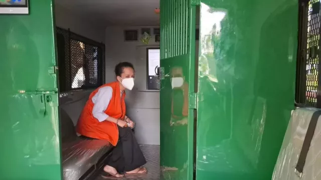 Terlibat Kasus AKBP Fajar, Penahanan Fani Diperpanjang 20 Hari ke Depan - GenPI.co Terlibat Kasus AKBP Fajar, Penahanan Fani Diperpanjang 20 Hari ke Depan - GenPI.co