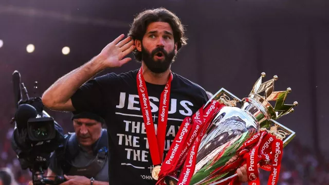 Alisson Becker Tolak Galatasaray, Pilih Tetap di Liverpool hingga 2027 - GenPI.co Alisson Becker Tolak Galatasaray, Pilih Tetap di Liverpool hingga 2027 - GenPI.co