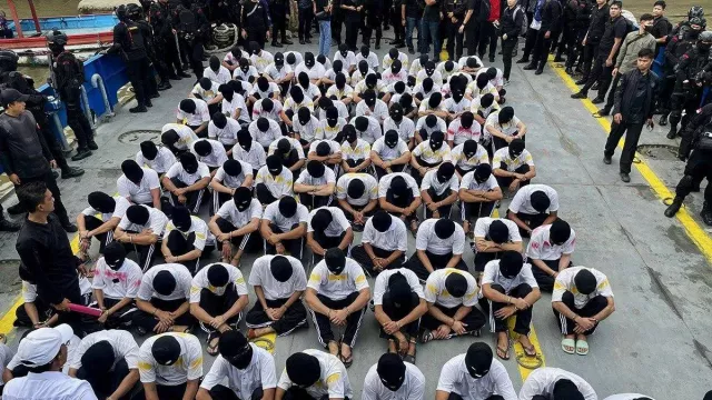 Berantas Narkoba, 100 Napi Sumut Dipindah ke Lapas Super Ketat Nusakambangan - GenPI.co Berantas Narkoba, 100 Napi Sumut Dipindah ke Lapas Super Ketat Nusakambangan - GenPI.co