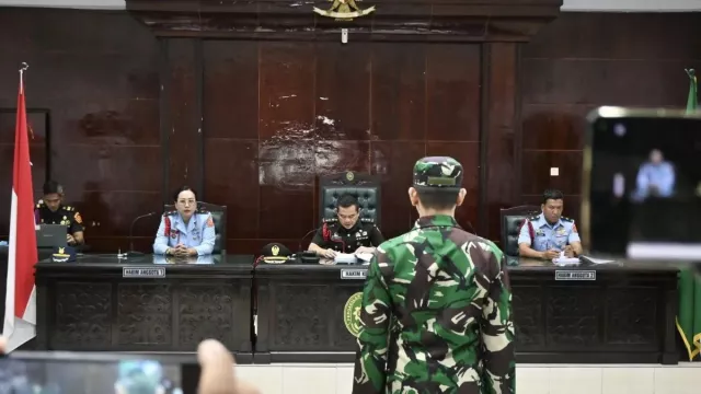 Prajurit TNI AL Pembunuh Jurnalis Dihukum Penjara Seumur Hidup dan Dipecat - GenPI.co Prajurit TNI AL Pembunuh Jurnalis Dihukum Penjara Seumur Hidup dan Dipecat - GenPI.co