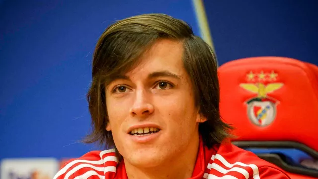 Alvaro Carreras Dikabarkan Sepakat ke Real Madrid, Benfica Beri Bantahan - GenPI.co Alvaro Carreras Dikabarkan Sepakat ke Real Madrid, Benfica Beri Bantahan - GenPI.co