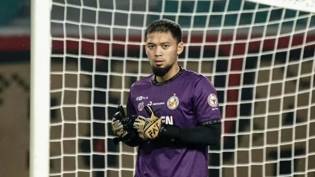 Madura United Rekrut Dicky Indriyana, Persaingan Kiper Makin Ketat - GenPI.co Madura United Rekrut Dicky Indriyana, Persaingan Kiper Makin Ketat - GenPI.co