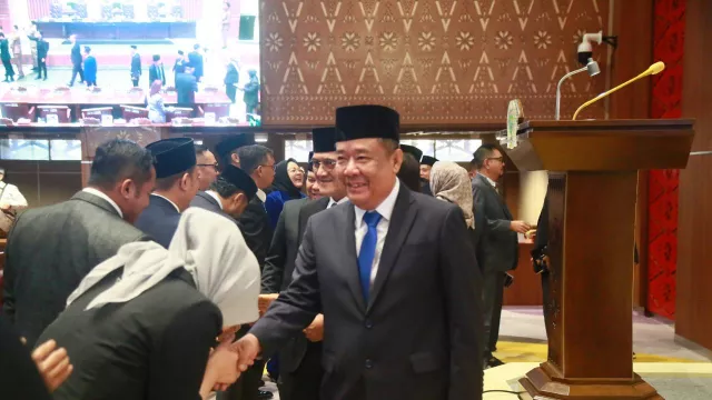 Wagub Cik Ujang Jawab Pandangan Fraksi DPRD Sumsel Soal Raperda APBD 2024 - GenPI.co Wagub Cik Ujang Jawab Pandangan Fraksi DPRD Sumsel Soal Raperda APBD 2024 - GenPI.co