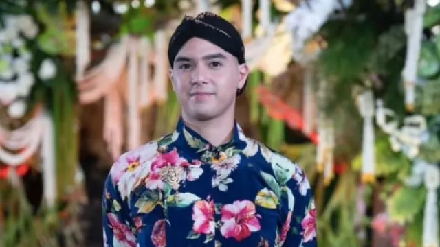 Once Mekel Tidak Gabung Dewa 19 saat Ngunduh Mantu, Al Ghazali Merasa Kurang - GenPI.co Once Mekel Tidak Gabung Dewa 19 saat Ngunduh Mantu, Al Ghazali Merasa Kurang - GenPI.co