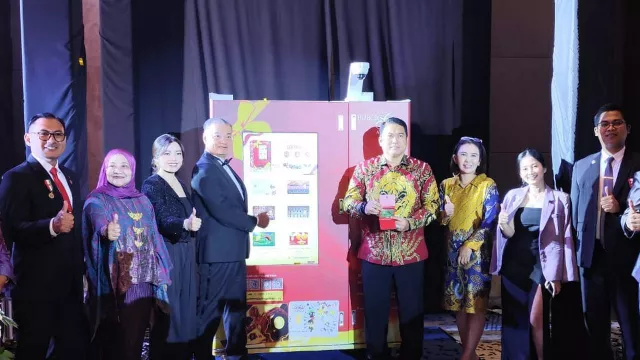 Luncurkan ATM Emas, Public Gold Indonesia Gelar Award Recognition Night 2025 - GenPI.co Luncurkan ATM Emas, Public Gold Indonesia Gelar Award Recognition Night 2025 - GenPI.co