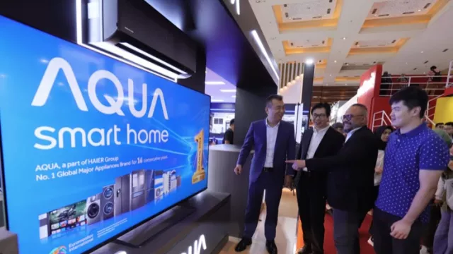 Aqua Elektronik Rilis TV Mini LED 4K Baru Seri M80, Teknologinya Istimewa - GenPI.co Aqua Elektronik Rilis TV Mini LED 4K Baru Seri M80, Teknologinya Istimewa - GenPI.co