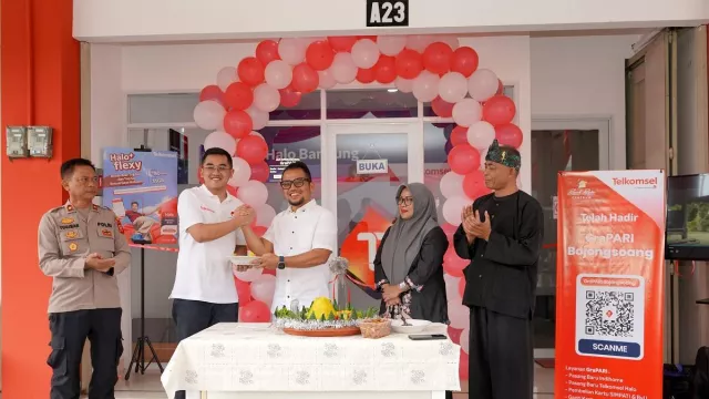 Dukung Gaya Hidup Digital, Telkomsel Perluas Layanan Lewat GraPARI Bojongsoang - GenPI.co Dukung Gaya Hidup Digital, Telkomsel Perluas Layanan Lewat GraPARI Bojongsoang - GenPI.co