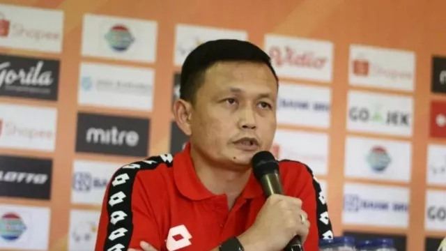 Buntut Kasus Malut United, Yeyen Tumena Dicabut dari Jabatan Ketua Umum APSSI - GenPI.co Buntut Kasus Malut United, Yeyen Tumena Dicabut dari Jabatan Ketua Umum APSSI - GenPI.co