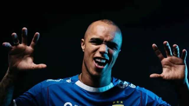 Persib Rekrut 2 Pemain Asing William & Luciano, Lini Serang Makin Tajam - GenPI.co Persib Rekrut 2 Pemain Asing William & Luciano, Lini Serang Makin Tajam - GenPI.co
