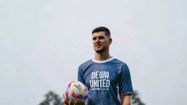 Lini Belakang Dewa United Makin Kuat, Nick Kuipers Resmi Bergabung - GenPI.co Lini Belakang Dewa United Makin Kuat, Nick Kuipers Resmi Bergabung - GenPI.co