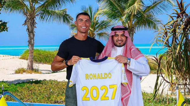 Cristiano Ronaldo Digaji Al Nassr Rp 9,6 Miliar per Hari - GenPI.co Cristiano Ronaldo Digaji Al Nassr Rp 9,6 Miliar per Hari - GenPI.co