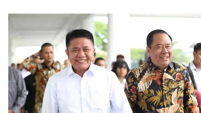 Gubernur Herman Deru Terbitkan SE Seragam Non-ASN, Bangun Semangat Kesetaraan dan Identitas - GenPI.co Gubernur Herman Deru Terbitkan SE Seragam Non-ASN, Bangun Semangat Kesetaraan dan Identitas - GenPI.co