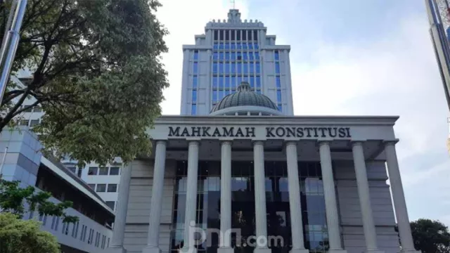 PDIP Kaget Pemilu Nasional dan Daerah Dipisah, UU Harus Banyak Disesuaikan - GenPI.co PDIP Kaget Pemilu Nasional dan Daerah Dipisah, UU Harus Banyak Disesuaikan - GenPI.co