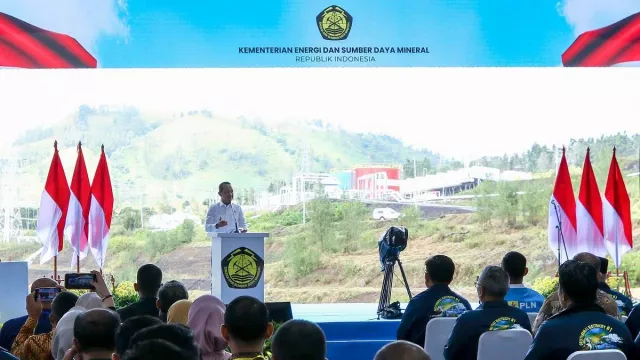 Listrik Tenaga Surya Jangkau Wilayah 3T, Akses Energi Merata - GenPI.co Listrik Tenaga Surya Jangkau Wilayah 3T, Akses Energi Merata - GenPI.co