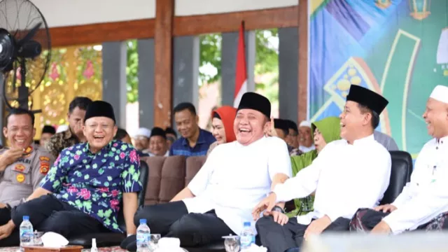 Peringatan Harlah Muslimat dan Fatayat NU, Gubernur Deru Titip Pesan Syukur dan Sabar - GenPI.co Peringatan Harlah Muslimat dan Fatayat NU, Gubernur Deru Titip Pesan Syukur dan Sabar - GenPI.co