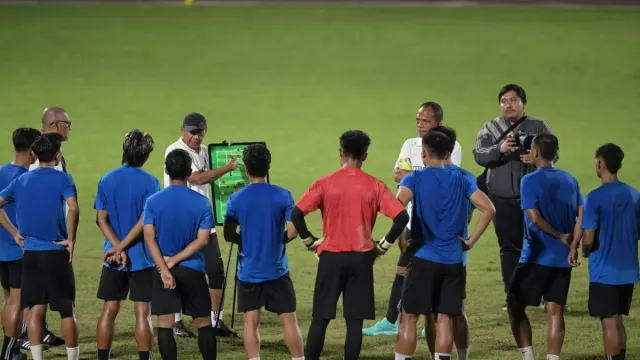 RD Janji Mainkan Semua Pemain Liga Indonesia All Star di Piala Presiden 2025 - GenPI.co RD Janji Mainkan Semua Pemain Liga Indonesia All Star di Piala Presiden 2025 - GenPI.co