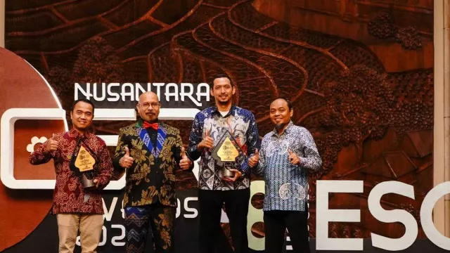 PLN UIP JBT Raih 2 Penghargaan Platinum CSR Nusantara Awards 2025 - GenPI.co PLN UIP JBT Raih 2 Penghargaan Platinum CSR Nusantara Awards 2025 - GenPI.co