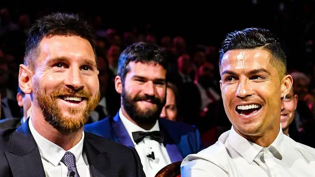Al Ahli Serius Incar Lionel Messi, Rivalitas dengan Ronaldo Berpotensi Bangkit - GenPI.co
