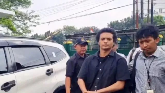 Vadel Lebih Gemuk, Ibadahnya Juga Bagus - GenPI.co Vadel Lebih Gemuk, Ibadahnya Juga Bagus - GenPI.co