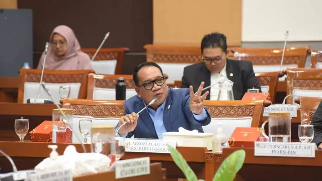DPR RI Pertanyakan Kesiapan BP Haji di Daerah, Jelang Pelimpahan Kewenangan - GenPI.co DPR RI Pertanyakan Kesiapan BP Haji di Daerah, Jelang Pelimpahan Kewenangan - GenPI.co