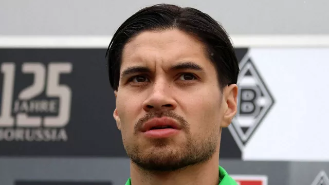 Cetak Sejarah di Bundesliga Jerman, Kevin Diks Semringah - GenPI.co Cetak Sejarah di Bundesliga Jerman, Kevin Diks Semringah - GenPI.co